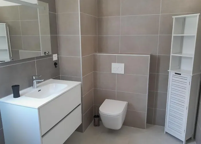 4 Couchages Borgo (Corsica)